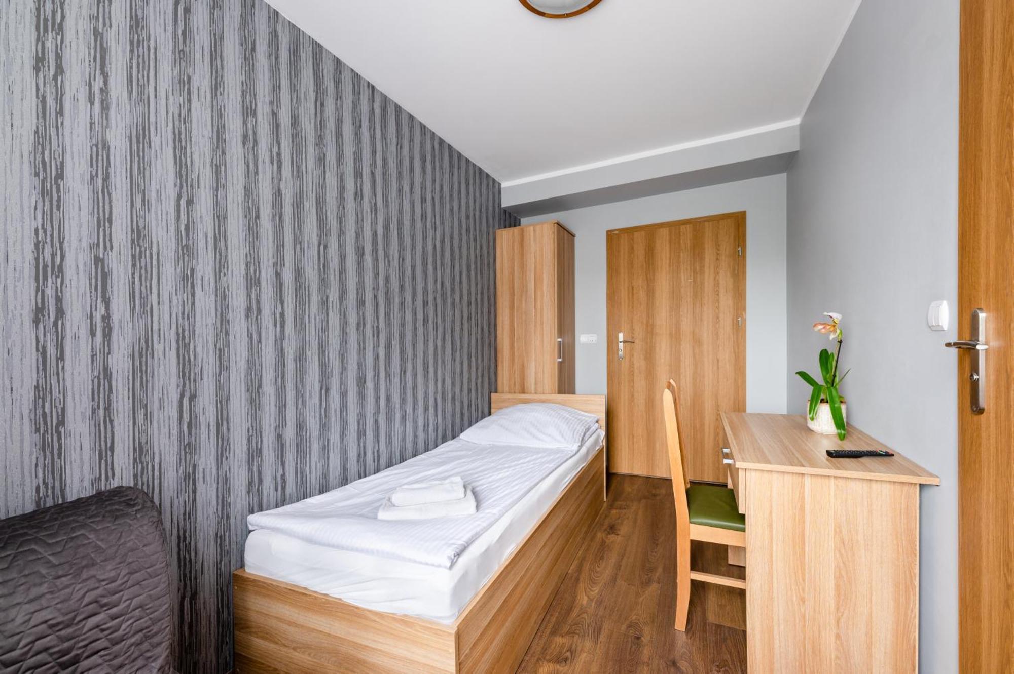 Sleep&Go Bed & Breakfast Lubliniec Exterior photo